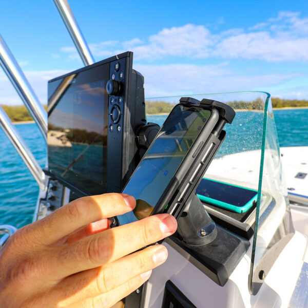 Scanstrut Edge 15W Wireless Adjustable Phone Charge Mount - 12-24V - Image 3